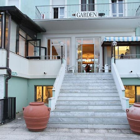 Hotel Garden 카톨리카 외부 사진