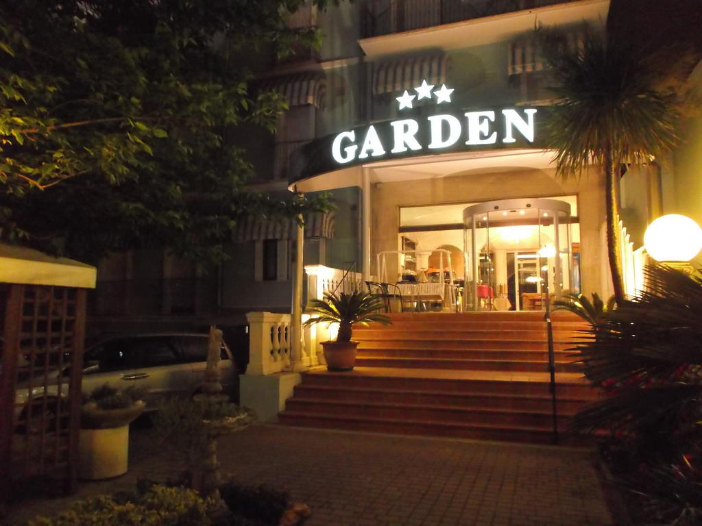 Hotel Garden 카톨리카 외부 사진